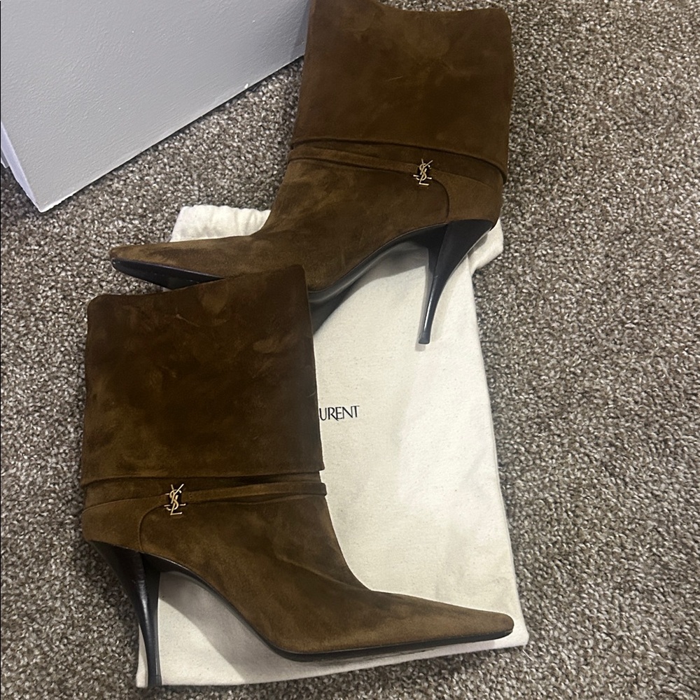 HALF OFF Saint Laurent Dark Brown Suede Heeled Boots